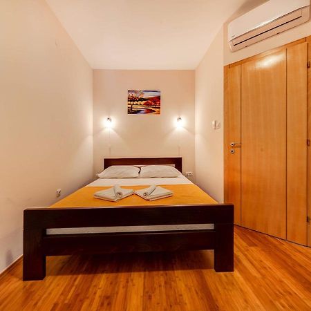 Port Adria Apartments カメナリ エクステリア 写真