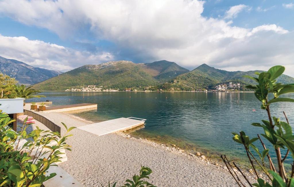 Port Adria Apartments カメナリ エクステリア 写真