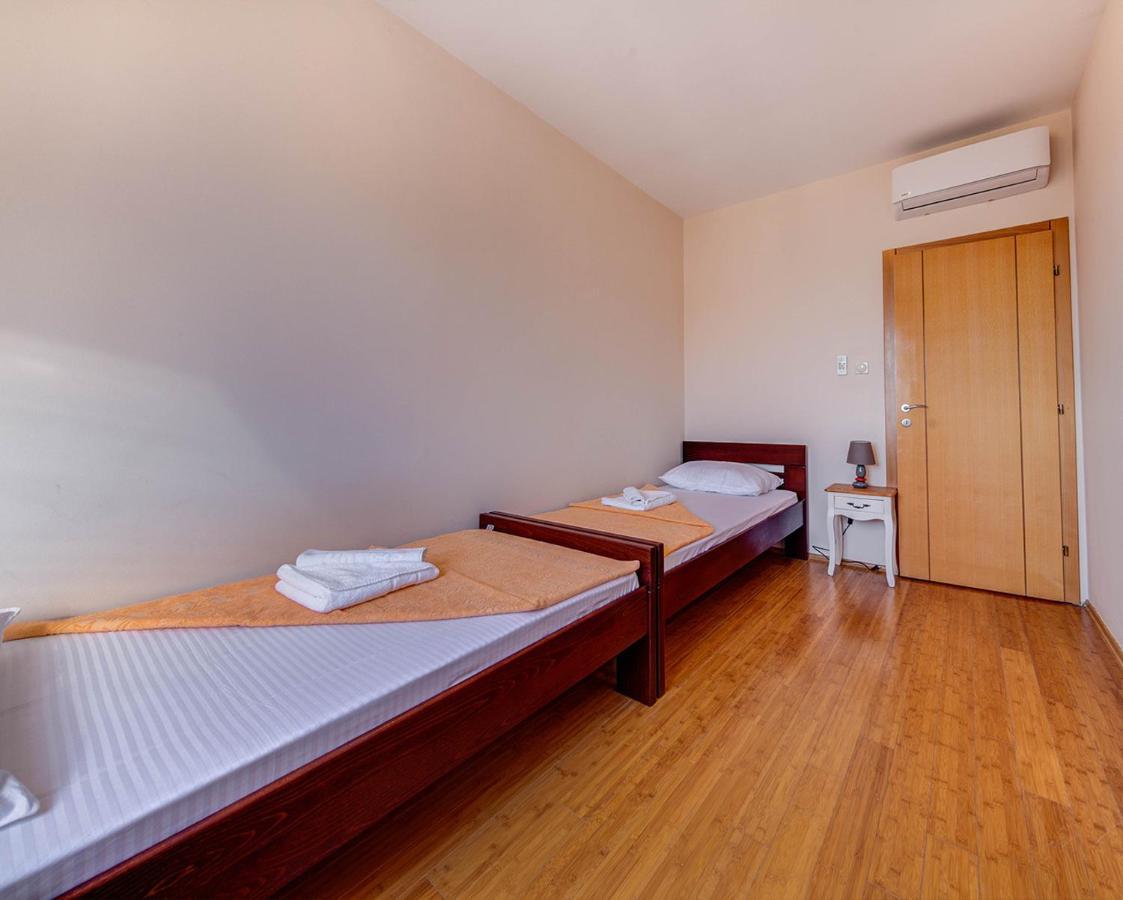 Port Adria Apartments カメナリ エクステリア 写真